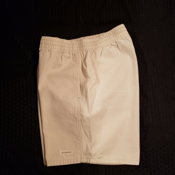Patagonia Men's Funhoggers 100% Cotton Undyed Natural Shorts Size:Sm - Picture 6 of 13